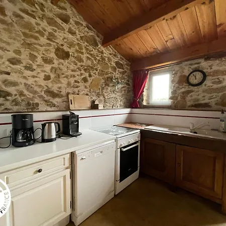 Avec Jardin Clos, Proche Attractions, 2 Chambres, Wifi, Parking, Calme Assure - Fr-1-426-138